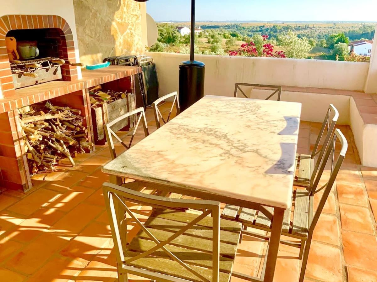 Charming Villa In Casais De Sao Bras Exteriér fotografie